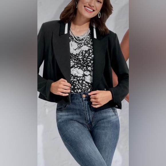 CAbi Jackets & Blazers - Cabi Black Tie Jacket